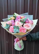 Букет цветов из:  Розы и Гвоздики #REPLACE_PRED# Белозерском