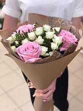 Букет цветов из:  Розы #REPLACE_PRED# Белозерском