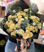 Букет цветов из:  Розы и Лизиантусы #REPLACE_PRED# Белозерском